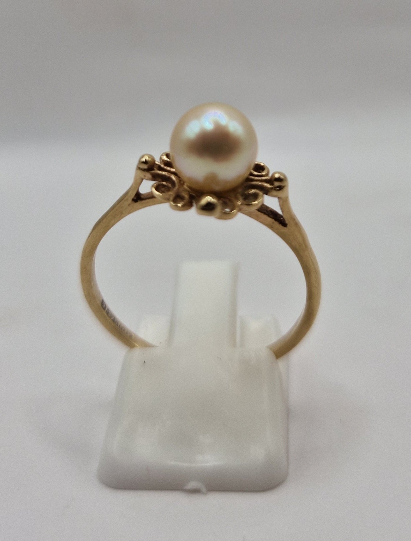 9ct Gold Solitaire Pearl Ring T - EW Jewellery 