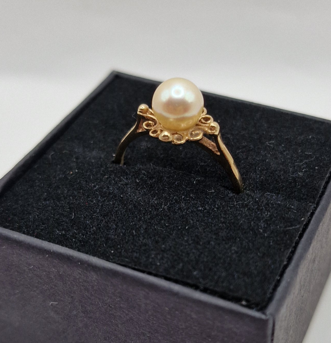 9ct Gold Solitaire Pearl Ring T - EW Jewellery 