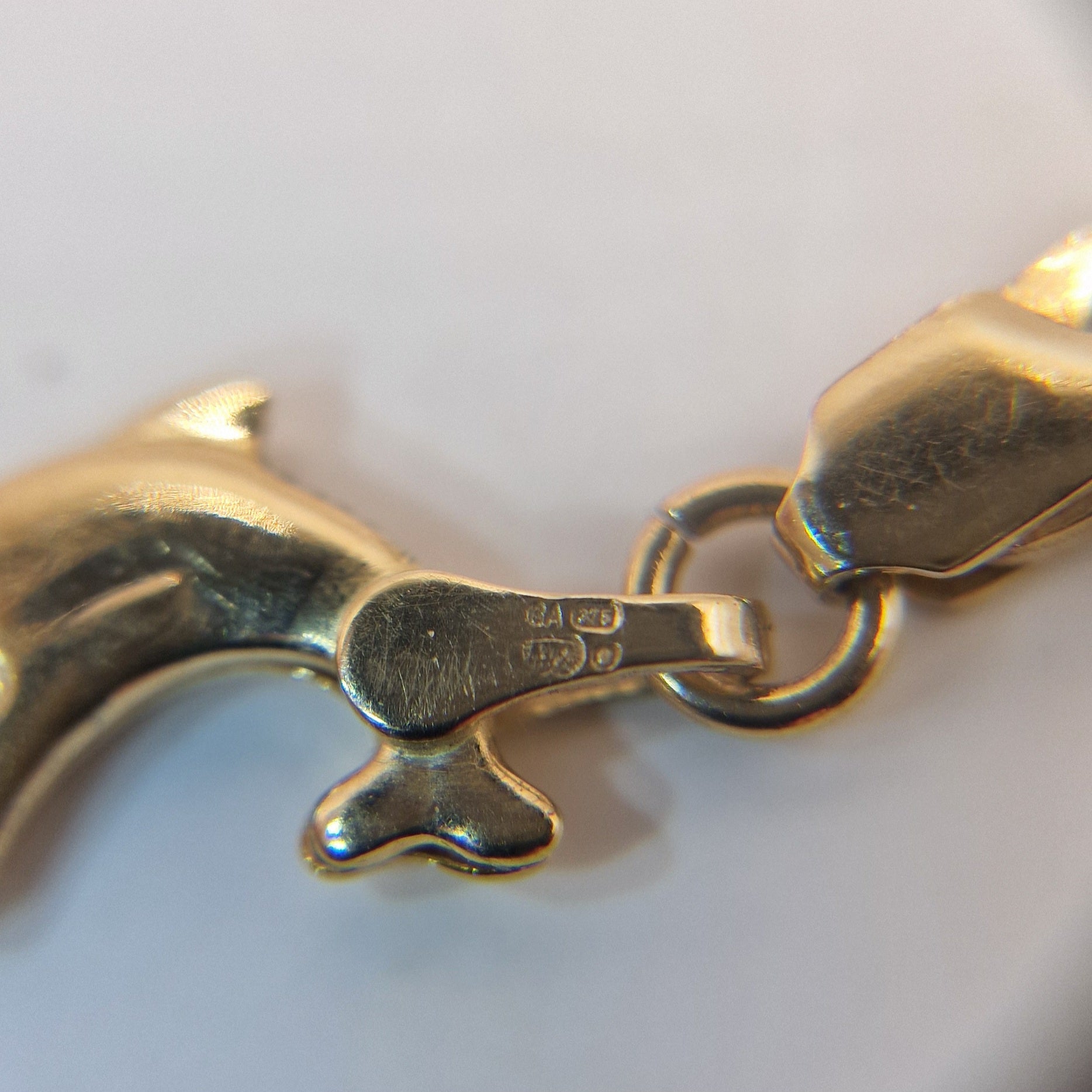 9kt Yellow & White Gold Pretty Dolphin Bracelet (4.66g) - EW Jewellery 